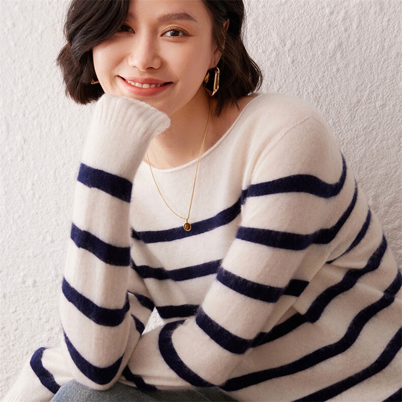 条纹控~薄款baby小山羊绒衫女圆领针织衫宽松慵懒风毛衣早秋新款图片