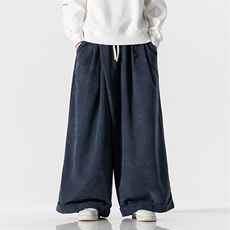 藏青色
