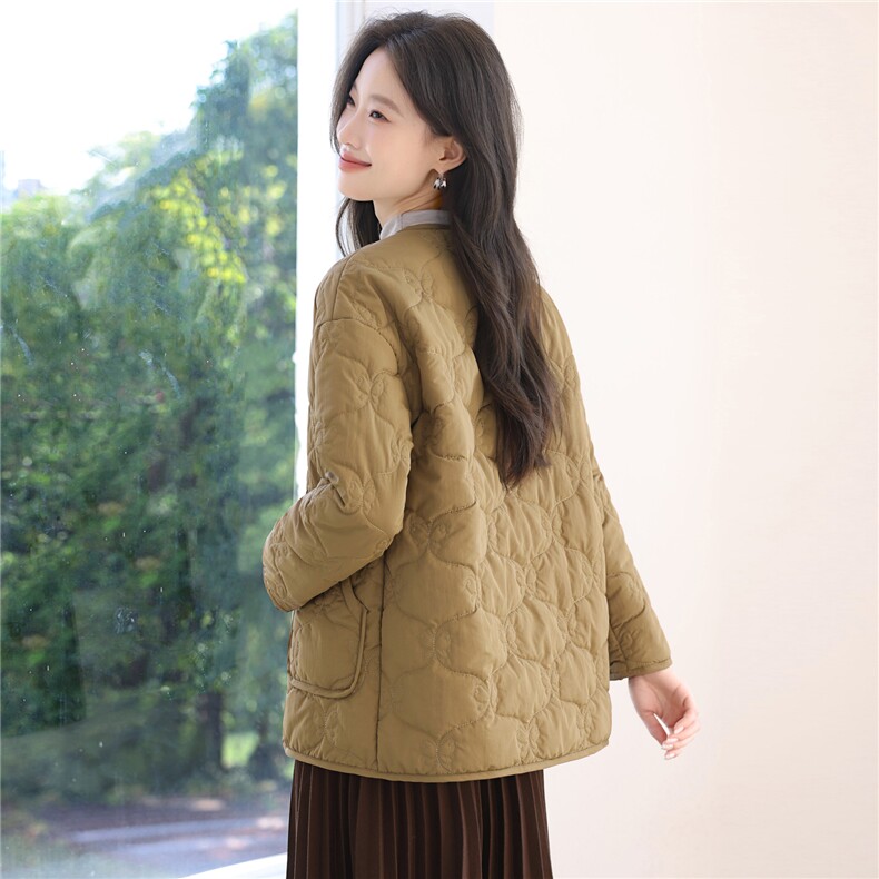 圆领新中式2025牛角扣设计感绗线夹棉棉服外套女冬洋气轻薄小棉袄,女装棉衣/棉服,涵誉
