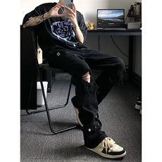 黑色