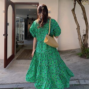 2021新款女装简约A字裙中长款连衣裙V领，女装连衣裙，阿菲诺依