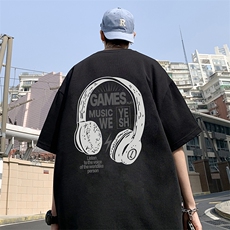 黑色