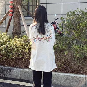 万针全刺绣工艺抖音得物高品质260克重磅纯棉双纱美式高街短袖T恤图片