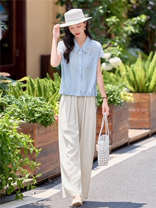 现货i。2026年夏季套装两件套刺绣女上衣图片