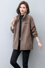 2022年冬季刺绣加绒纯色仿羊羔毛外套，女装棉衣/棉服，悦见她