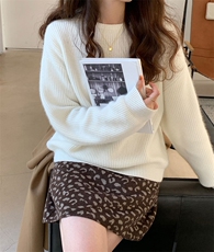 针织衫女圆领羊毛衫秋冬宽松短款毛衣长袖内搭打底衫，女装羊毛衫，恩泰羊绒