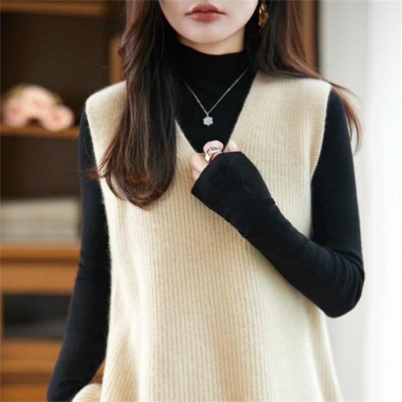 法式极简风V领纯羊毛针织马甲女2025新无袖套头毛衣外搭坎肩上衣，女装羊毛衫，迅太羊绒