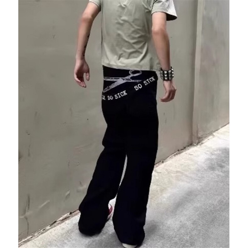 裁剪标语字母廓形拼接弯刀牛仔裤男女黑色宽松裤子N011,男装牛仔裤,星座1116A（原606A-3）