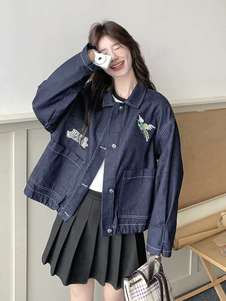 藏青色刺绣牛仔外套女春秋2025新款学院风小个子短款百搭翻领上衣,女装短外套,天使之佳话