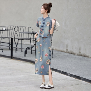 现货主推2026年夏季新款女时尚复古印花轻薄牛仔新中式两件套裙图片