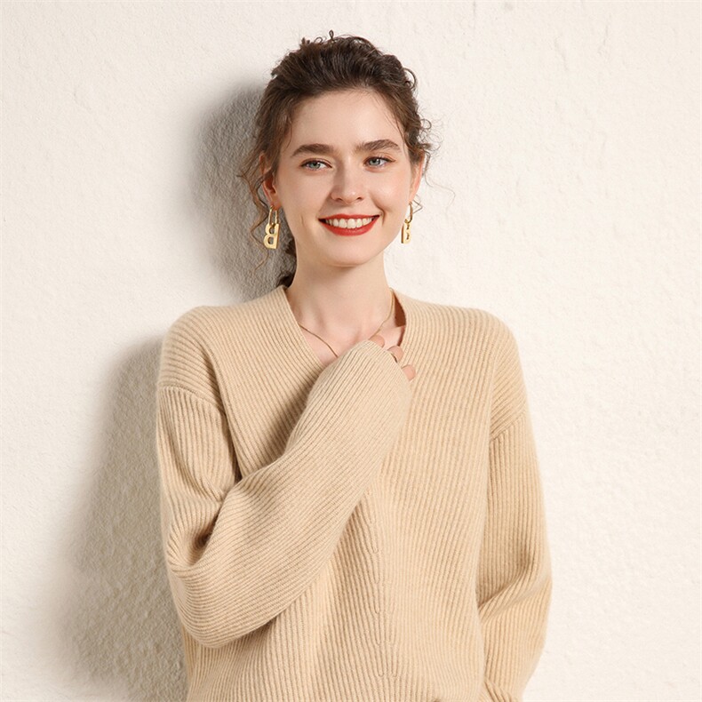 V领35%羊绒衫女2024春装新款纯色长袖款式慵懒风毛衣，女装羊绒衫，绒源之鑫