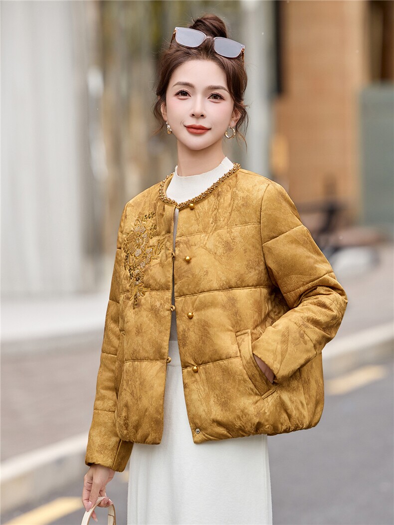 新中式刺绣棉衣外套女2025秋冬新款刺绣钉珠洋气绵羊毛棉服外套潮,女装棉衣/棉服,拾衣