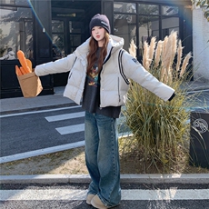 短款连帽羽绒服女2025冬季新款时尚学院风加厚保暖面包服外套，女装羽绒服，慧尚依恋