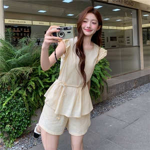 黄色小飞袖衬衫短裤套装女夏2025新款小个子流行巨好看两件套爆款图片