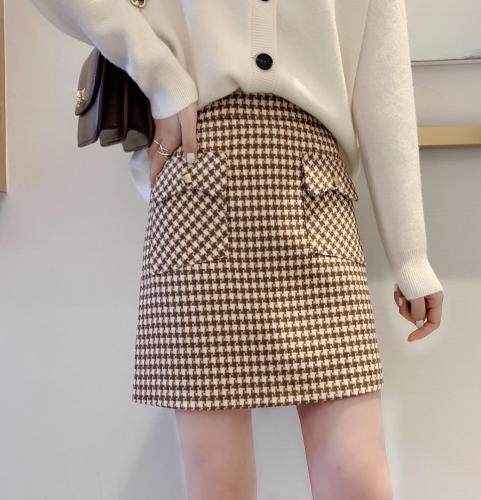 小千鸟格夏季新款短裙，女装，秀禾