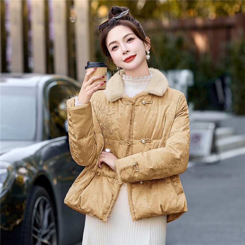 BAO款新增颜色2026年冬季新款新中式盘扣刺绣提花羽绒服女,女装羽绒服,美沁