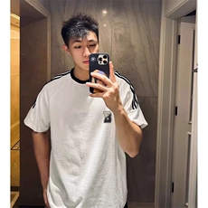 白色
