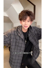 质量防晒衬衫白色灰色蓝色M到3XL网络图高街24130P45，男装防晒衣，电商D256-2(原A064-2)