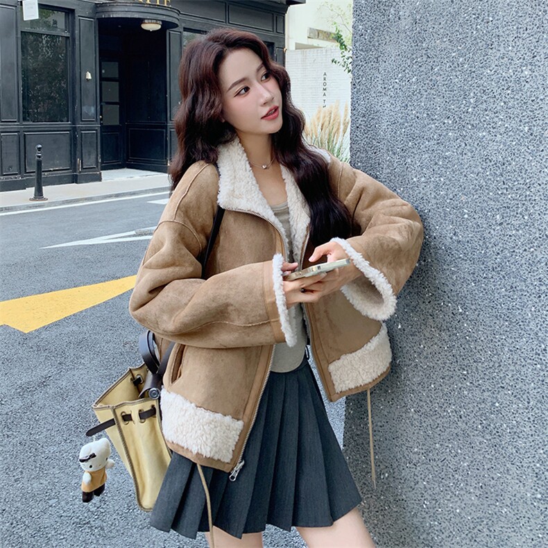 卡其色两面穿麂皮绒拼接外套女2025冬季日系加厚短款皮毛一体棉衣,女装短外套,2C108