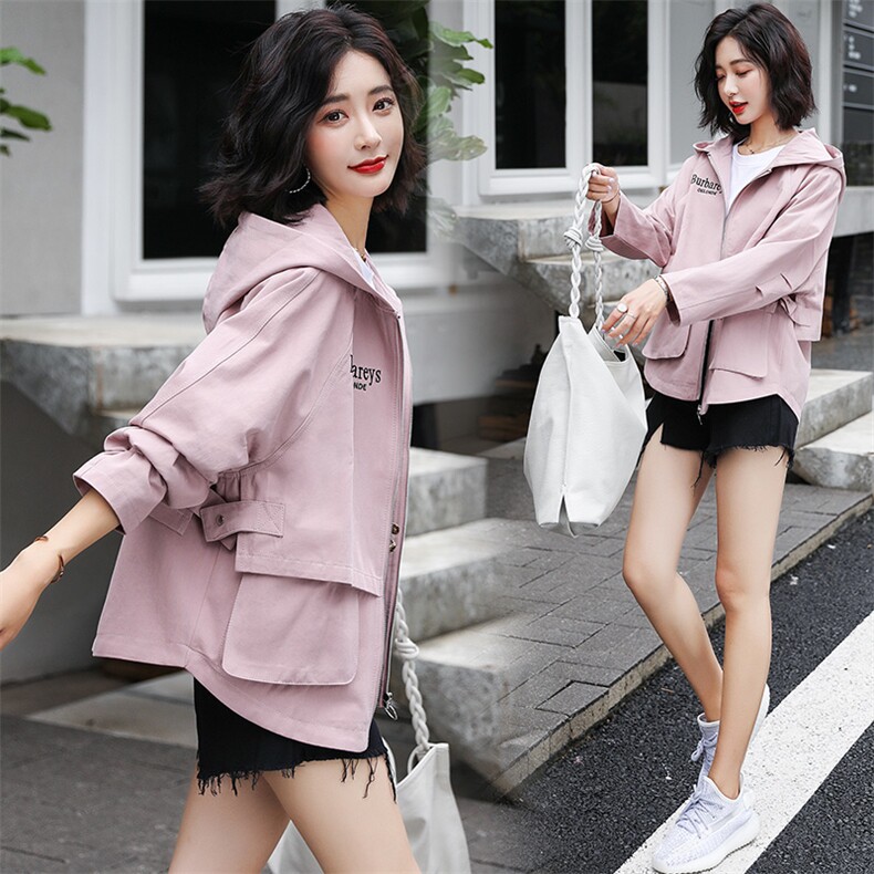 甜美可爱舒适大方潮流百搭个性甜美2021春秋季减龄风衣，女装风衣，依万里