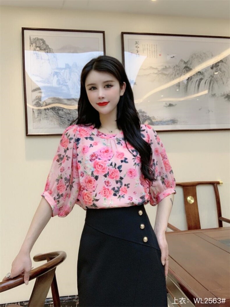 2022夏季新品现货女装短袖修身时尚韩版花色小衫，其它，婉伦