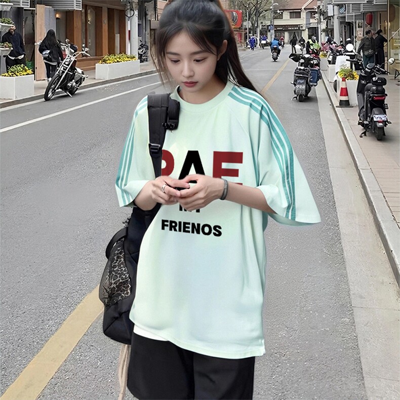 抖音得物品质二开240克宽松纯棉美式潮牌印花三条杠中性风短袖T恤,男装T恤,电商A486-1