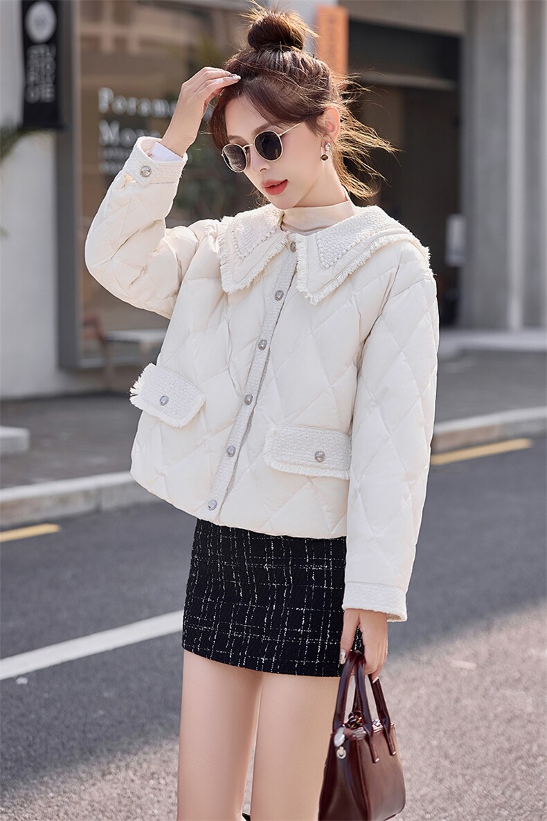 2024冬款高端设计师款小香风甜美娃娃领羽绒服重工珍珠白鸭绒外套,女装羽绒服,千千佰惠