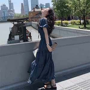 蓝色两件套牛仔连衣裙女夏流行网红爆款炸街套装裙洋气时尚长裙图片