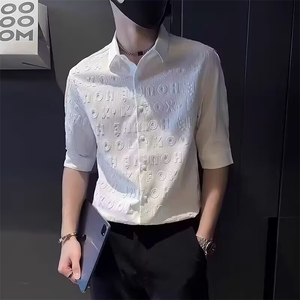 痞帅五分袖衬衫男潮牌短袖立体压花半袖寸衫休闲痞帅男装中袖衬衣图片