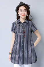 拼接绣花纽扣短袖2021年夏季排多扣方领条纹衬衫中长款，女装衬衫，丽影随形