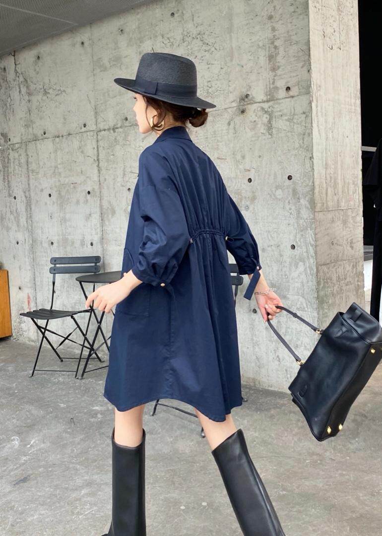 2021秋季新款翻领抽皱个性款风衣外套连衣裙，女装风衣，微迪菲