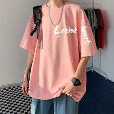 粉红色