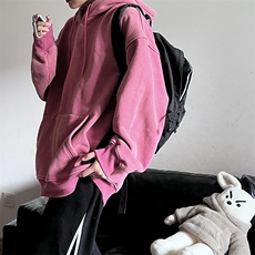 粉红色