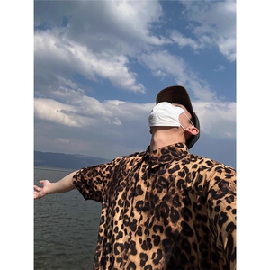 TWORED 复古豹纹短袖衬衫男女夏季宽松垂感痞帅设计感薄款衬衣图片