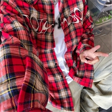 红色