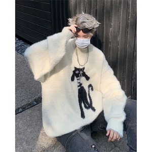 B221-P56 美式猫咪慵懒风宽松圆领毛衣男秋冬套头毛绒长袖针织衫图片
