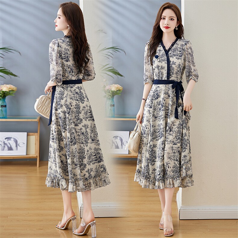 《现货新品》轻薄中袖气质舒适印花连衣裙，女装连衣裙，魅丽静蓝
