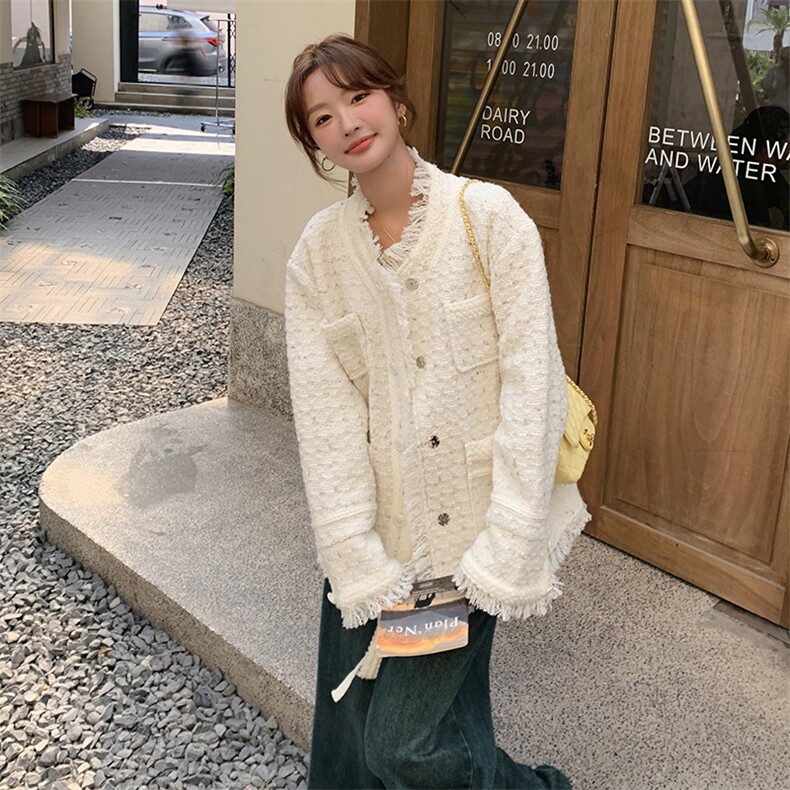 气质感短款白色小香风外套女春秋超火好看轻奢风高级小众夹克上衣,女装短外套,2C372