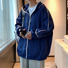 宝蓝色