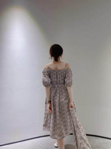 【现货】设计感花包连衣裙，女装连衣裙，驿谷