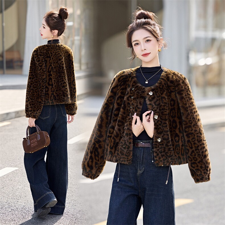现货主推2025冬季新款洋气气质豹纹短外套，女装短外套，半夏