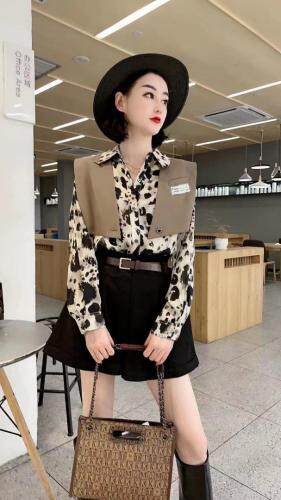 【现货】新款豹纹衬马甲二件套，女装马夹，可可西米