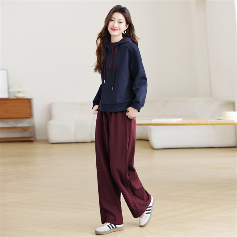 长期有货休闲运动套装女2026新款春秋洋气妈妈连帽卫衣开春，女装套装/套裙，璐依舞
