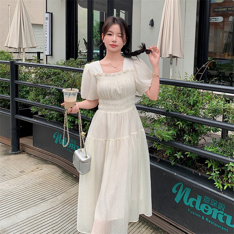 现货方领连衣裙女2024年新款气质温温柔收腰连衣裙,女装连衣裙,辉之琳