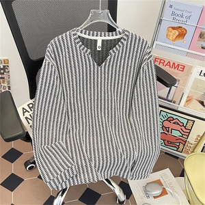 秋季V领长袖T恤新款潮流宽松休闲上衣图片