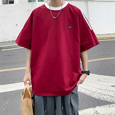 酒红色