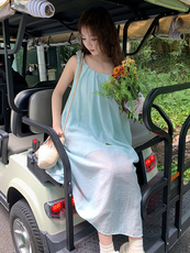 绿色海边度假风无袖连衣裙法式气质温柔露背背心裙垂坠感沙滩长裙，女装套装/套裙，网红馆