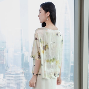 圆领印花真丝上衣女五分袖2026装短袖T恤半袖妈妈装真丝小衫图片