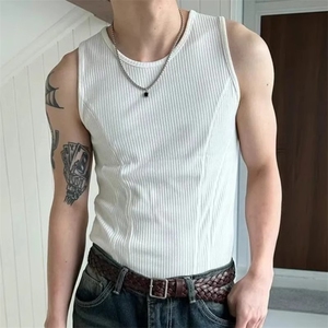 白色竖条纹拼接无袖汗背心男士夏季美式休闲个性修身坎肩T恤图片