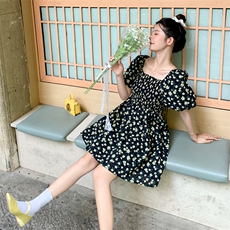 夏季新款方领碎花连衣裙短款B190-82376-P100-K148，女装连衣裙，一九零